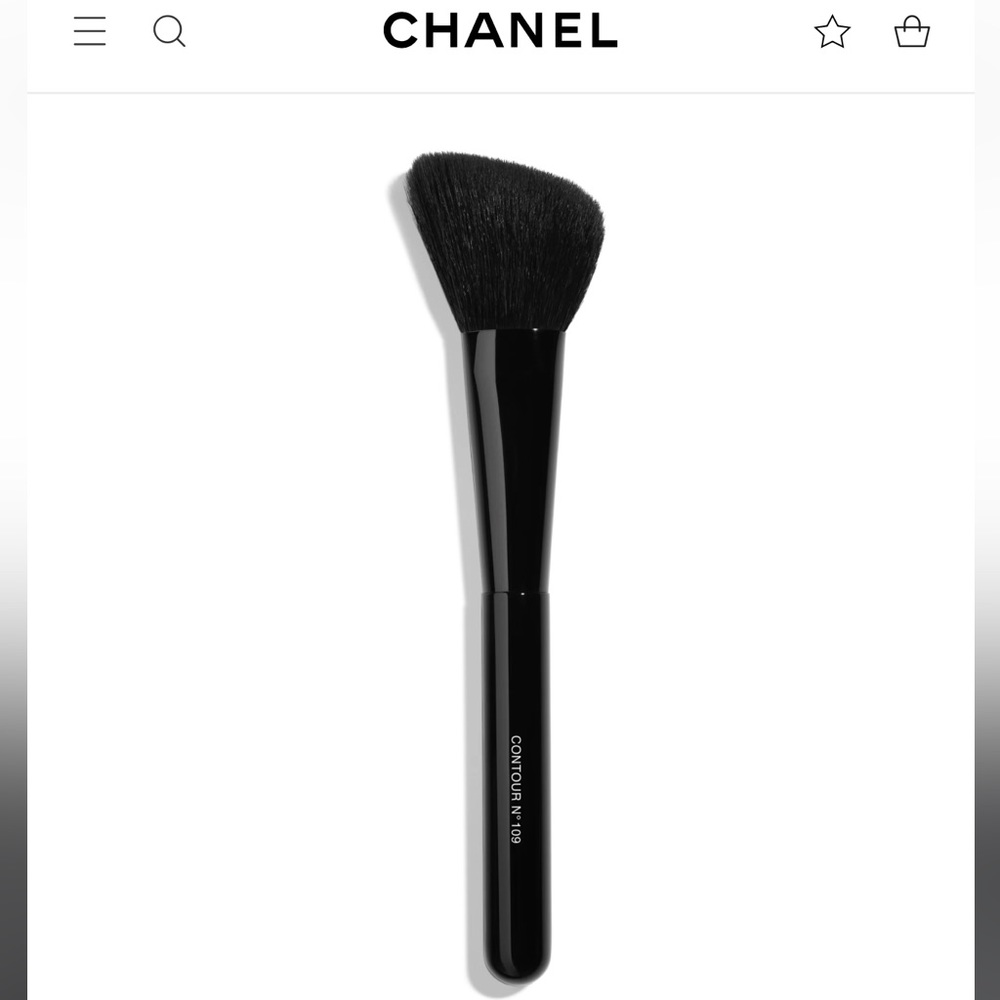 CHANEL brush